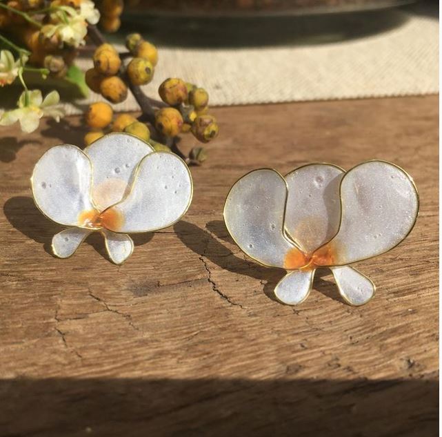 Crossover branding of Sciencely Handmade's Native Species series- Phalaenopsis aphrodite subsp. formosana for paying tribute to the mother nature